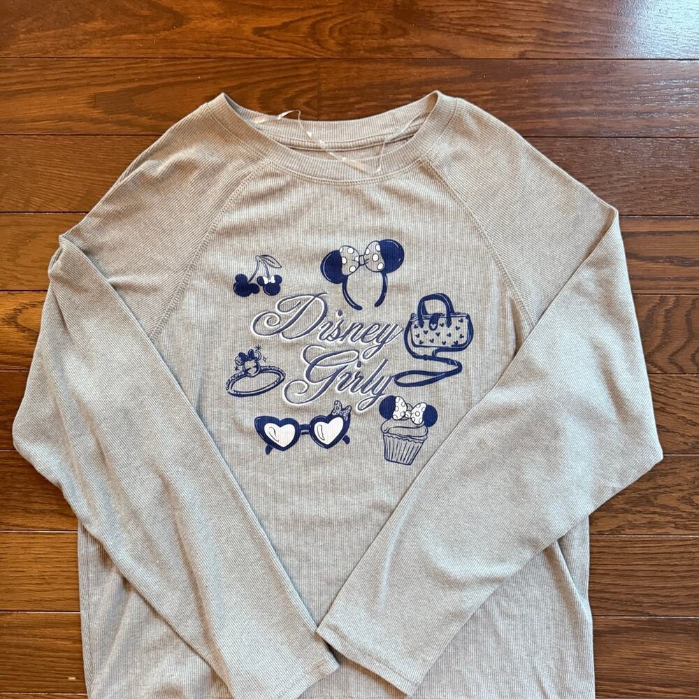 Women’s Disney Girly Walt Disney Parks Longsleeve Size Medium